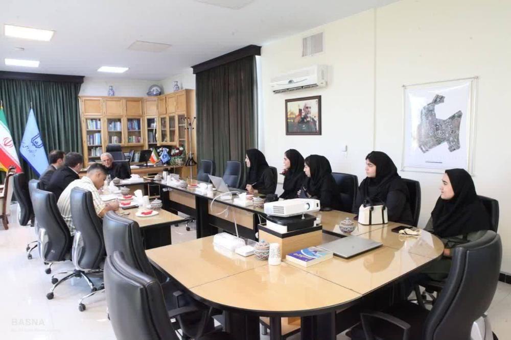 صورة مصغّرة